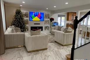 296 Winthrop Dr, Cheshire, CT 06410 - Photo 9