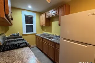 390 Willow St, Waterbury, CT 06710 - Photo 1