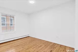 270 Capen St, Hartford, CT 06112 - Photo 7