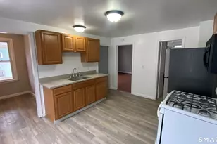 82 James St, Torrington, CT 06790 - Photo 13