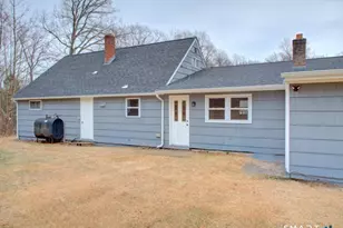 38 Hickory Rd, Marlborough, CT 06447 - Photo 3