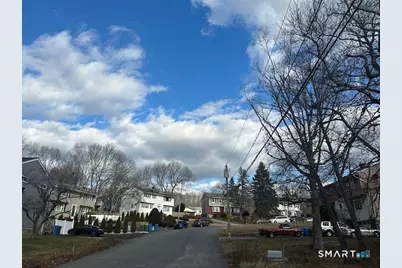 92 Glenstone Road, Waterbury, CT 06705 - Photo 5