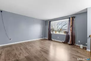 7 Pettit Dr, Meriden, CT 06451 - Photo 9