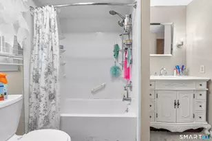 7 Pettit Dr, Meriden, CT 06451 - Photo 19