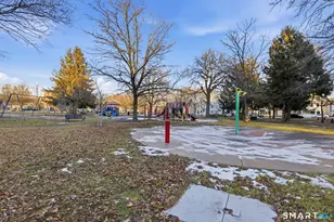 55 Walnut St, New Haven, CT 06511 - Photo 3