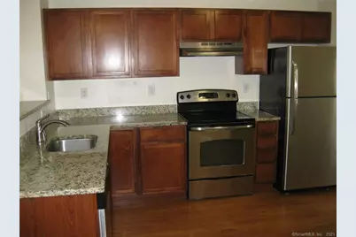 41 Grand Street #302, Danbury, CT 06810 - Photo 5