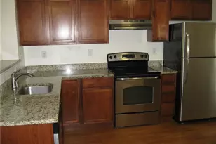 41 Grand St, Danbury, CT 06810 - Photo 5