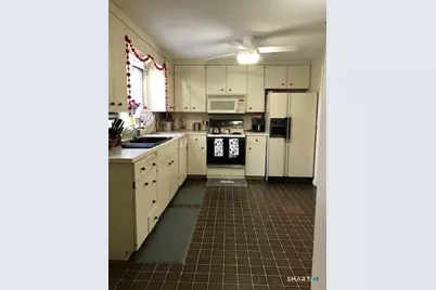 14 Ivy Lane, Wethersfield, CT 06109 - Photo 7