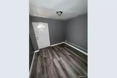 275 Lexington Avenue #2nd, Bridgeport, CT 06604 - Photo 3