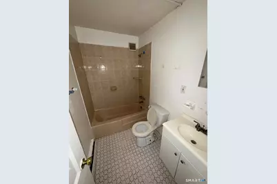 275 Lexington Avenue #2nd, Bridgeport, CT 06604 - Photo 7