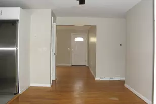 20 Florida Dr, Montville, CT 06370 - Photo 5