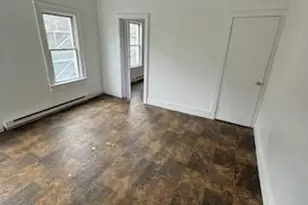 229 Helen St, Bridgeport, CT 06608 - Photo 5