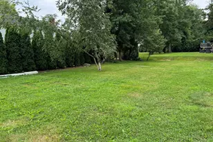 11 Maple St, Trumbull, CT 06611 - Photo 19