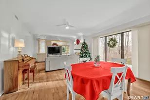 98 Heritage Vlg, Southbury, CT 06488 - Photo 5