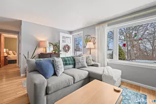 305 Robinwood Rd, Waterbury, CT 06708 - Photo 3