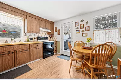 305 Robinwood Road, Waterbury, CT 06708 - Photo 7