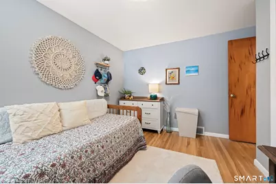 305 Robinwood Road, Waterbury, CT 06708 - Photo 15