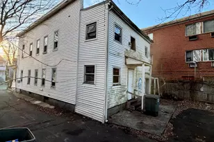 1050 Hancock Ave, Bridgeport, CT 06605 - Photo 3