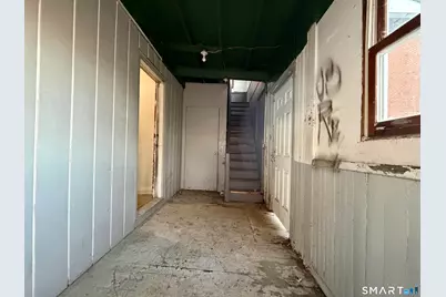 1050 Hancock Avenue, Bridgeport, CT 06605 - Photo 17