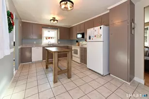 5 Buttonhook Dr, Portland, CT 06480 - Photo 11