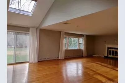 249 New Canaan Avenue, Norwalk, CT 06850 - Photo 17