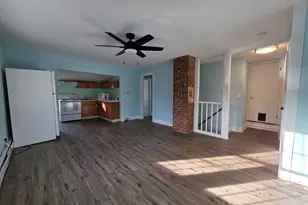 19 B Weatley St, Killingly, CT 06239 - Photo 7