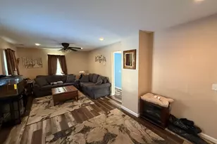 18 Curtice St, Winchester, CT 06098 - Photo 5