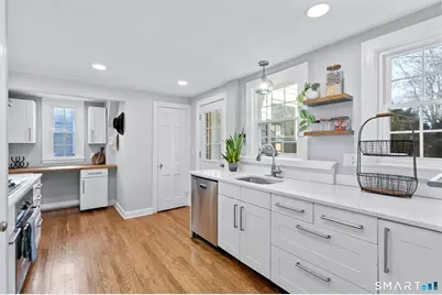 114 Argyle Avenue, West Hartford, CT 06107 - Photo 9