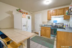 96 Medford St, West Haven, CT 06516 - Photo 23