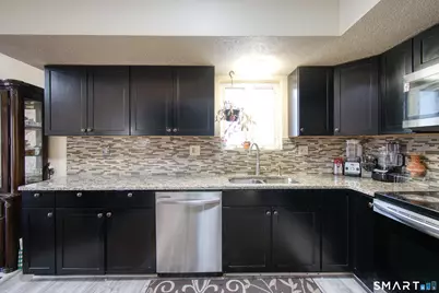 96 Medford Street, West Haven, CT 06516 - Photo 11