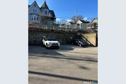 214 Broadway #APT 2, Norwich, CT 06360 - Photo 13