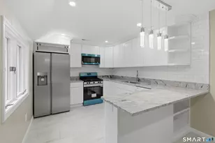 26 Crescent Dr, Danbury, CT 06810 - Photo 3