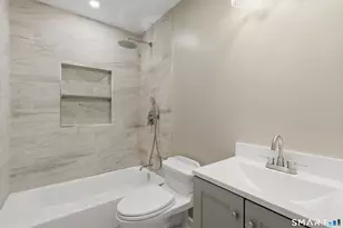 26 Crescent Dr, Danbury, CT 06810 - Photo 5