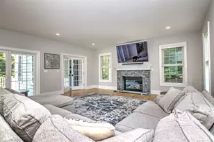 78 Old Tree Farm Ln, Trumbull, CT 06611 - Photo 15