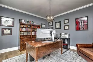 78 Old Tree Farm Ln, Trumbull, CT 06611 - Photo 7