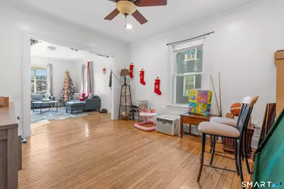 124 Windsor Avenue, Meriden, CT 06451 - Photo 9