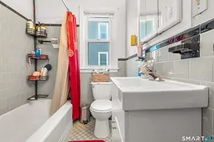 124 Windsor Ave, Meriden, CT 06451 - Photo 13