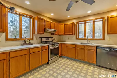 21 Bennett Pond Road, Canterbury, CT 06331 - Photo 3