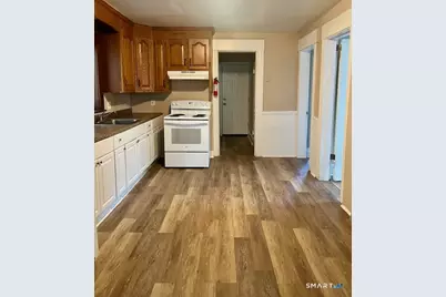 166 Laurel Avenue, Bridgeport, CT 06605 - Photo 9