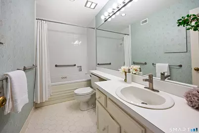 580 Mountain Road #APT C, West Hartford, CT 06117 - Photo 25