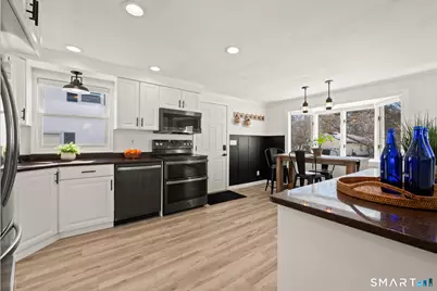 20 Pearl Street, Glastonbury, CT 06033 - Photo 7