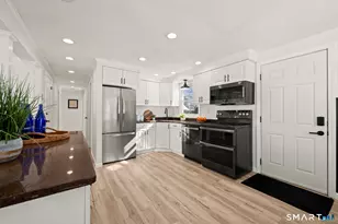 20 Pearl St, Glastonbury, CT 06033 - Photo 9