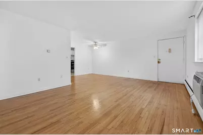 13 Robbins Lane #APT B, Rocky Hill, CT 06067 - Photo 9