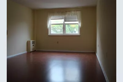 887 Farmington Avenue #APT 2K, West Hartford, CT 06119 - Photo 11