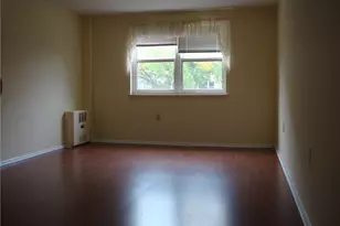 887 Farmington Ave, West Hartford, CT 06119 - Photo 11