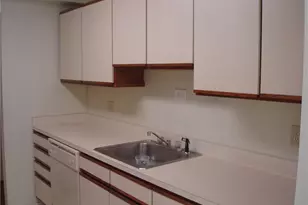 887 Farmington Ave, West Hartford, CT 06119 - Photo 13