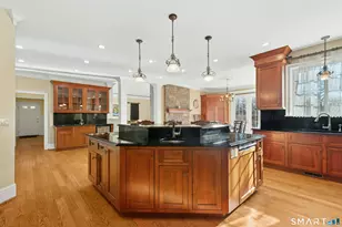 215 Old Mountain Rd, Farmington, CT 06032 - Photo 17