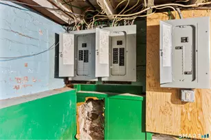 80 Willow St, Meriden, CT 06450 - Photo 11