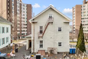 80 Willow St, Meriden, CT 06450 - Photo 5