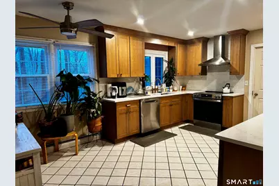 6 Redcoat Lane, Trumbull, CT 06611 - Photo 9